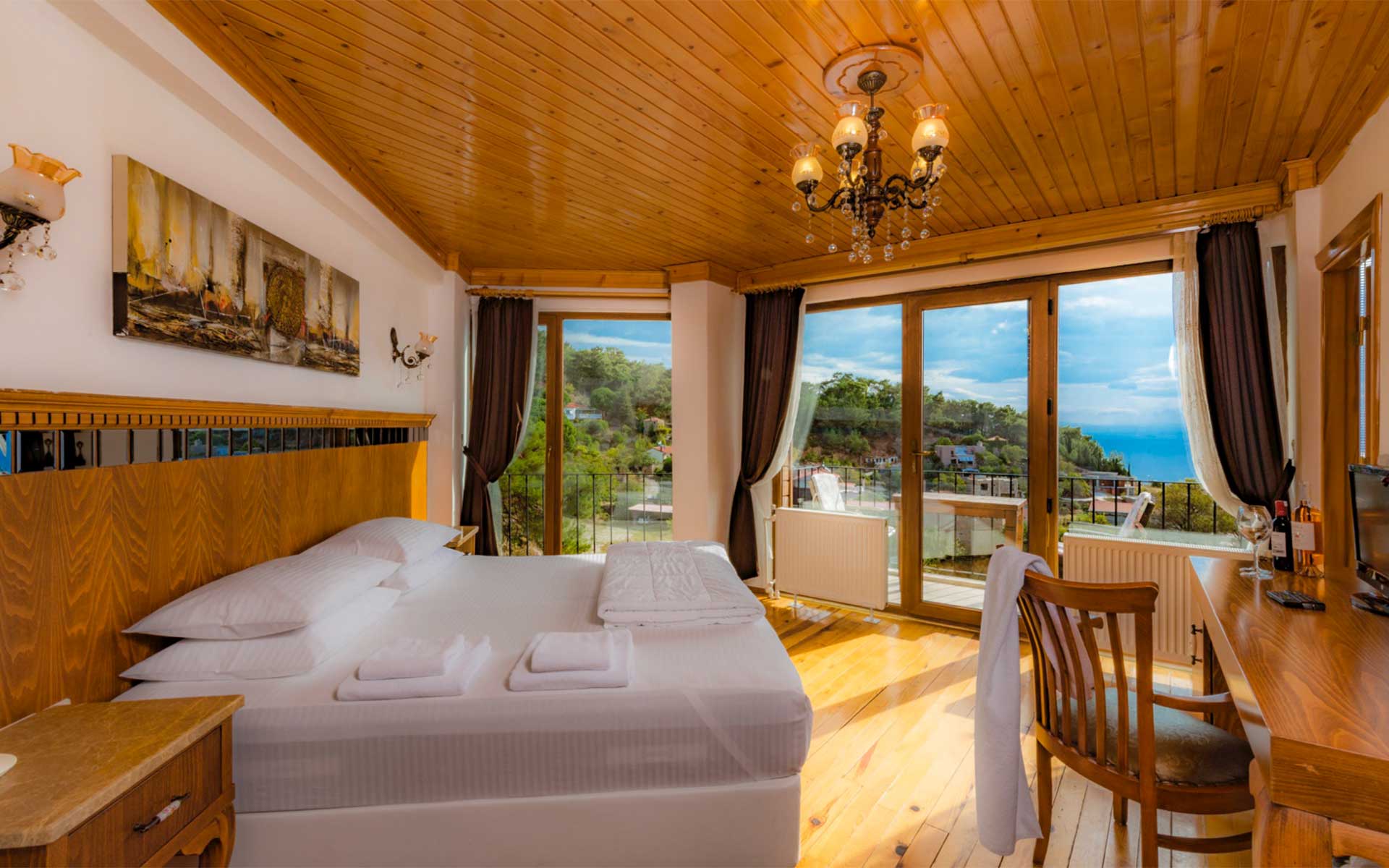 Delüks Kısmi Deniz Manzaralı Oda